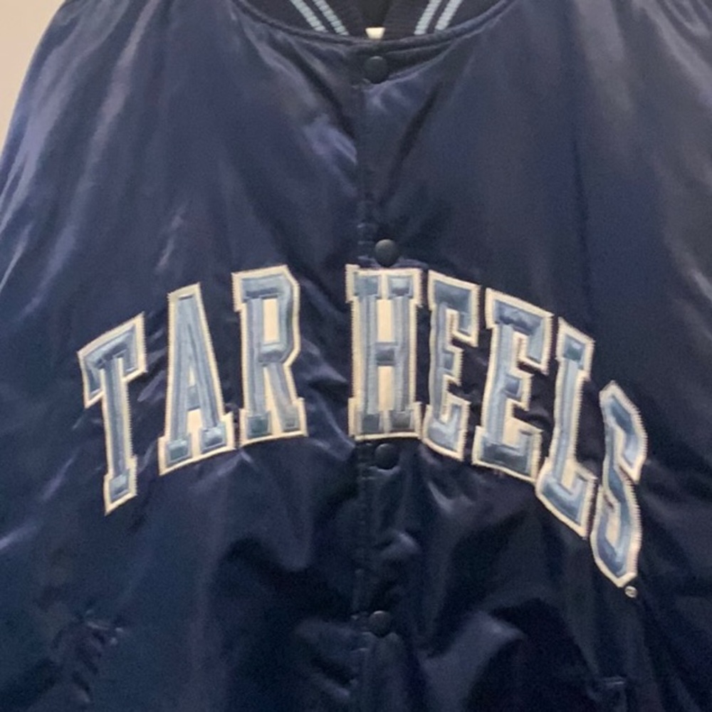 Vintage UNC TARHEELS  quilted satin bomber jacket